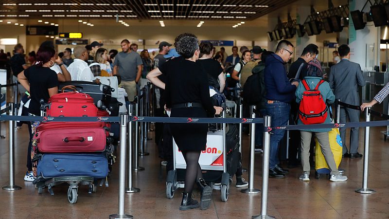 Las Mañanas de RNE - Javier Gándara (ALA): "La situación en España es mucho mejor que en el resto de aeropuertos europeos" - Escuchar ahora