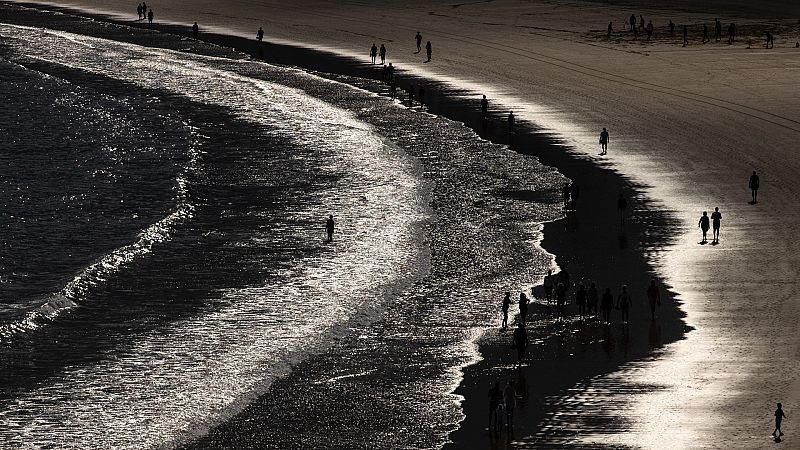 Las Mañanas de RNE - Samuel Biener, geógrafo: "De seguir así, hablaremos de un mar Mediterráneo cada vez más tropical" - Escuchar ahora
