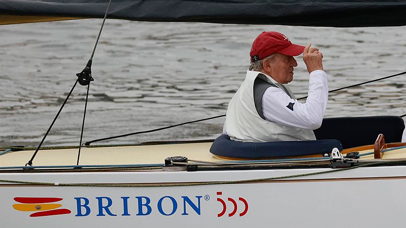 Las mañanas de RNE con Íñigo Alfonso - El rey emérito: dos años fuera de España - Escuchar ahora