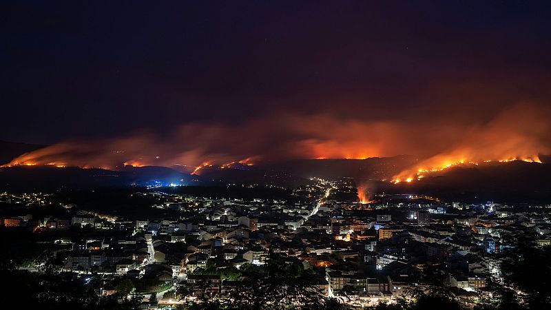 Las Mañanas de RNE con Íñigo Alfonso - Gerardo Seoane, alcalde de Verín: "El fuego estaba preparado y estudiado por alguien que sabe muy bien lo que hace" - Escuchar ahora