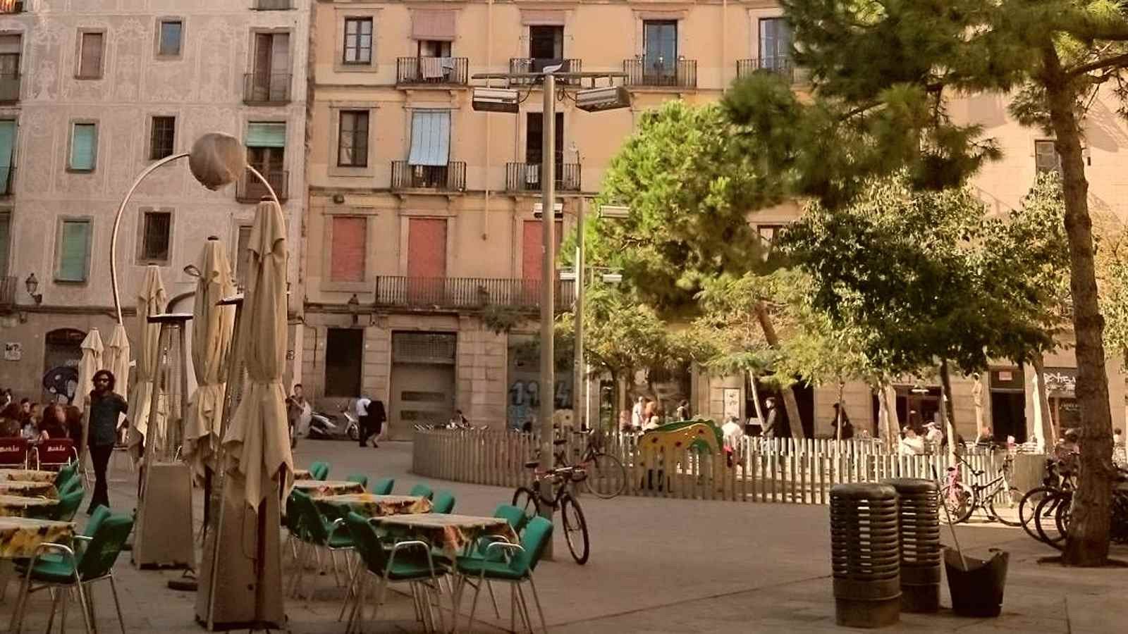 Terrasses i restaurants de Ciutat Vella abaixaran la persiana abans