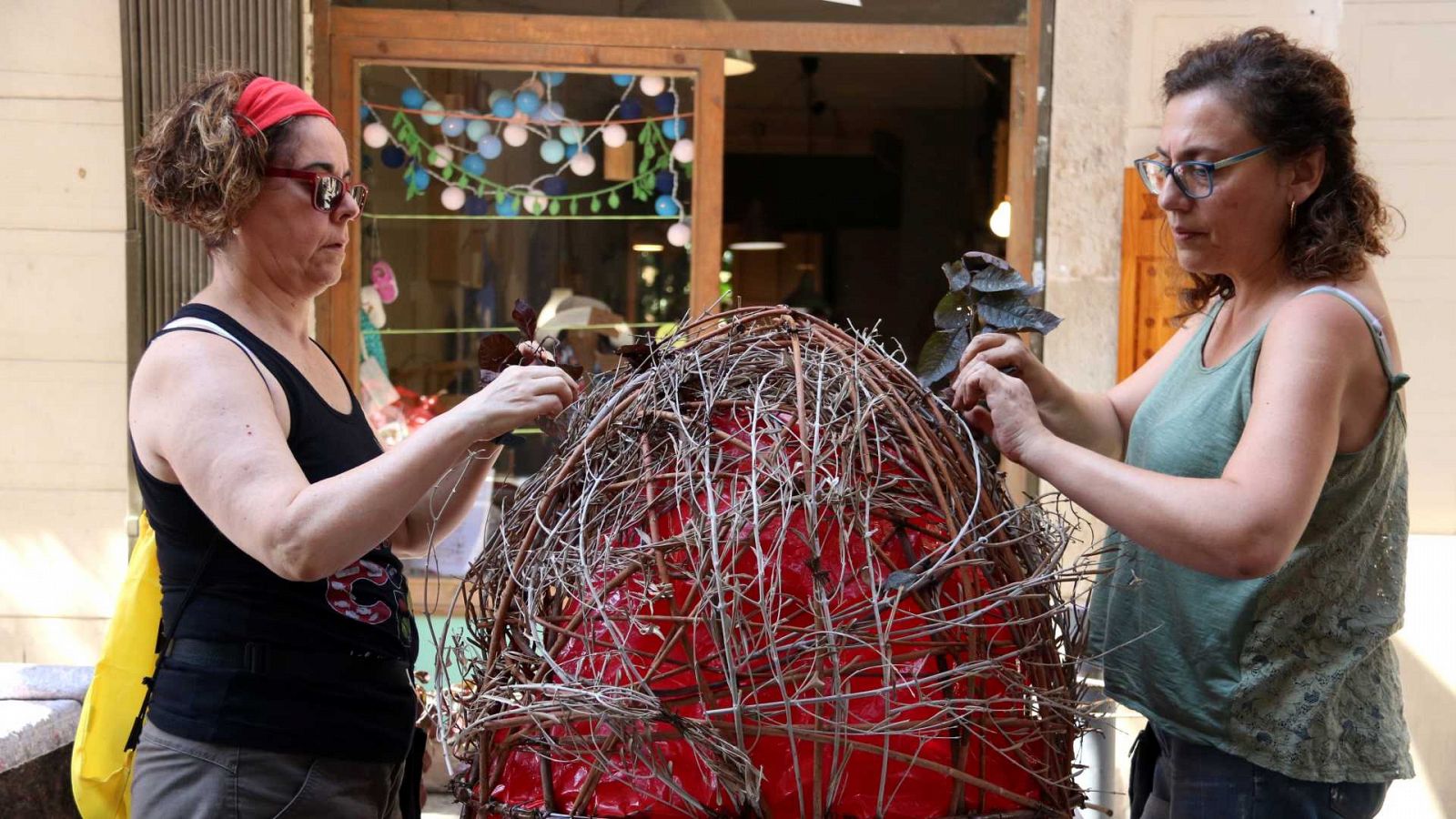 La Festa Major de Gràcia torna amb ganes de normalitat | GUILLEM VIVES