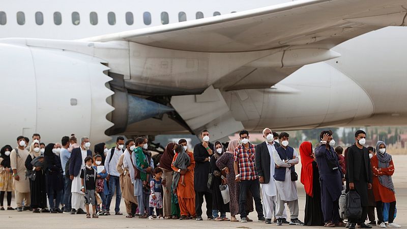 Cinco continentes - Entre 1.500 y 2.000 colaboradores afganos esperan salir de Afganistán - Escuchar ahora