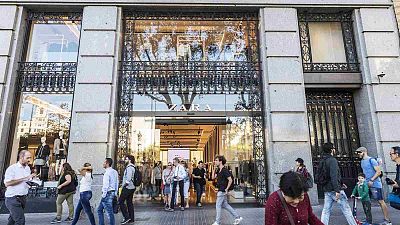 Barcelona finançarà portes automàtiques dels comerços