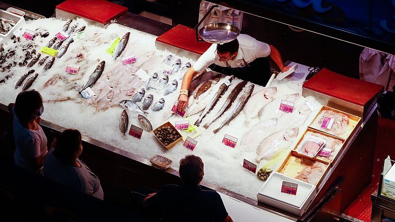 Las Mañanas de RNE con Íñigo Alfonso - Cambio de hábitos de consumo por la inflación: "Ahora somos más sensibles a la hora de evaluar el precio y posponemos algunas compras" - Escuchar ahora