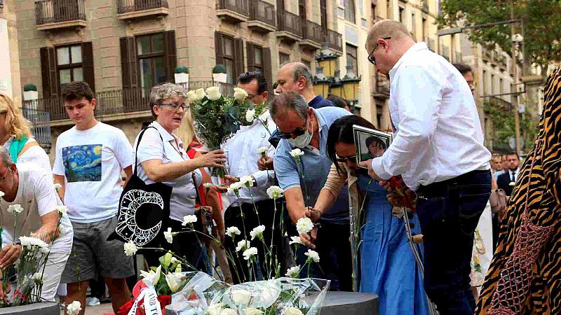 Les víctimes lamenten el boicot al minut de silenci