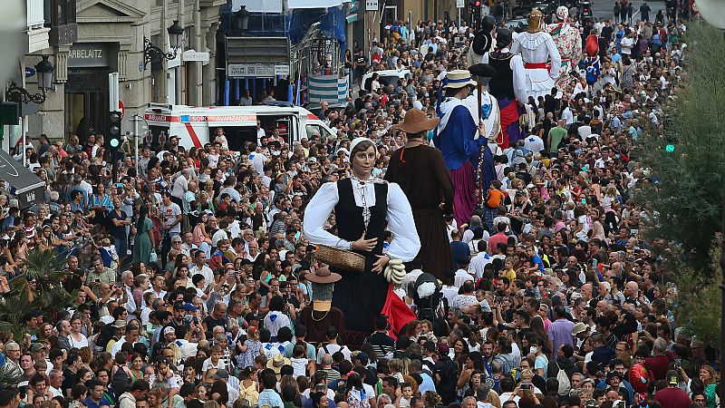 Las Mañanas de RNE -  Cómo afecta la inversión en las fiestas patronales a las elecciones municipales - Escuchar ahora