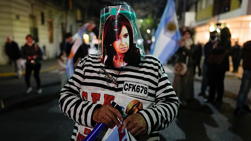 Cinco Continentes - CFK se revuelve ante la justicia argentina - Escuchar ahora