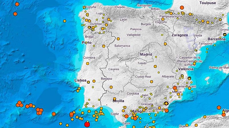 Por tres razones - Protocolo ante tsunamis en las costas andaluzas - Escuchar ahora