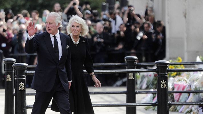 24 horas - John Carlin, periodista: \"La 'crack' para mí es Camila\" - Escuchar ahora