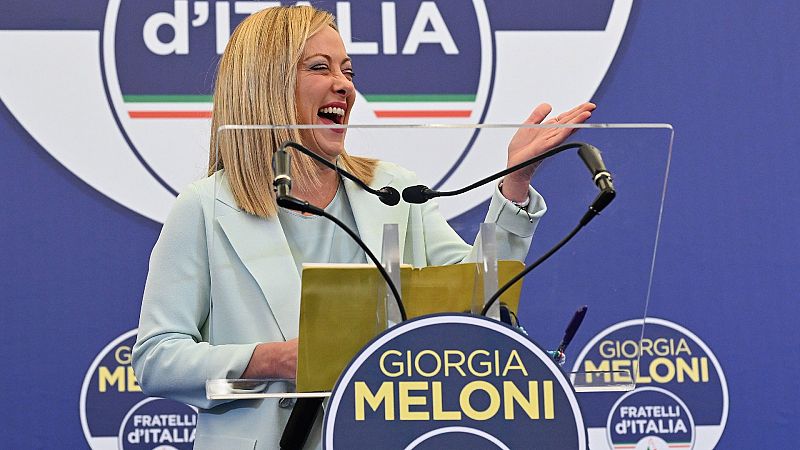 Más cerca - Giorgia Meloni toma las riendas de Italia - Escuchar ahora 