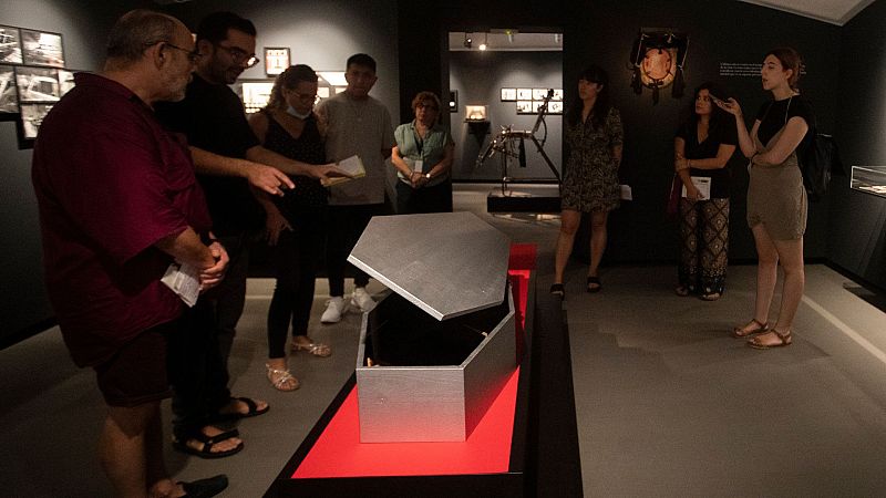 El ojo crítico - Mery Cuesta y Amelia Riera - Escuchar ahora