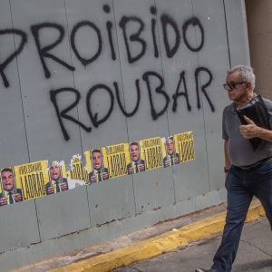Reportajes 5 continentes - Reportajes 5 Continentes - La sombra de la corrupción en las elecciones de Brasil - Escuchar ahora