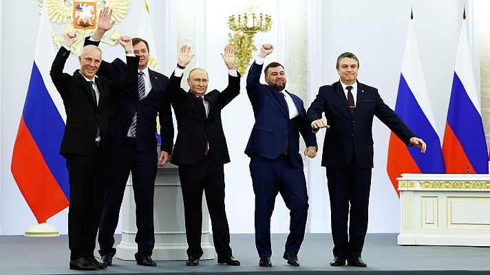 Isidro Sepúlveda, experto en Relaciones Internacionales: \"Con la petición de negociación, Putin pretende que Ucrania reconozca la cesión de los territorios ocupados\" - Escuchar ahora