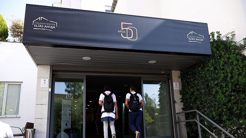 Local - El Colegio Mayor Elías Ahuja dice estar estudiando "el grado de implicación de los estudiantes para aplicar medidas" - Escuchar ahora