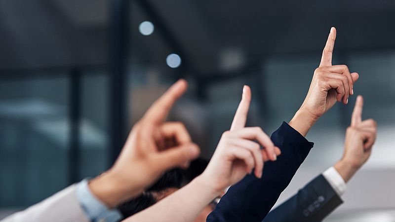 Más cerca - Los sindicatos exigen repartir las cargas de la inflación - Escuchar ahora 