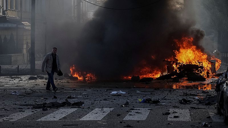 Cinco Continentes - Oleada de ataques rusos en Ucrania - Escuchar ahora