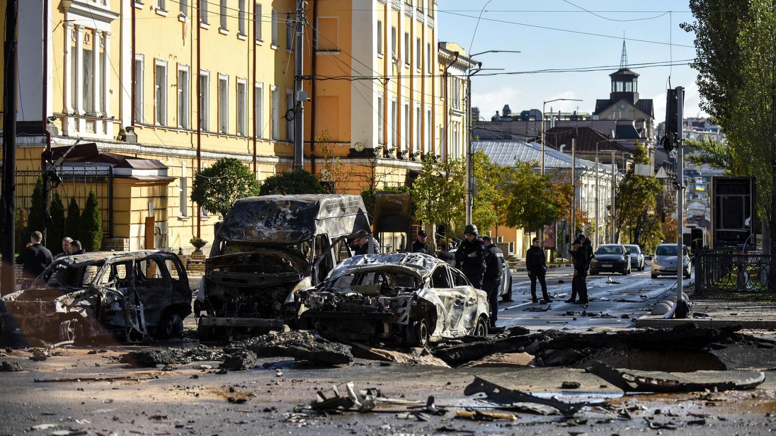 Las mañanas de RNE con Íñigo Alfonso - Vivir en un país en guerra: hablan los ucranianos
