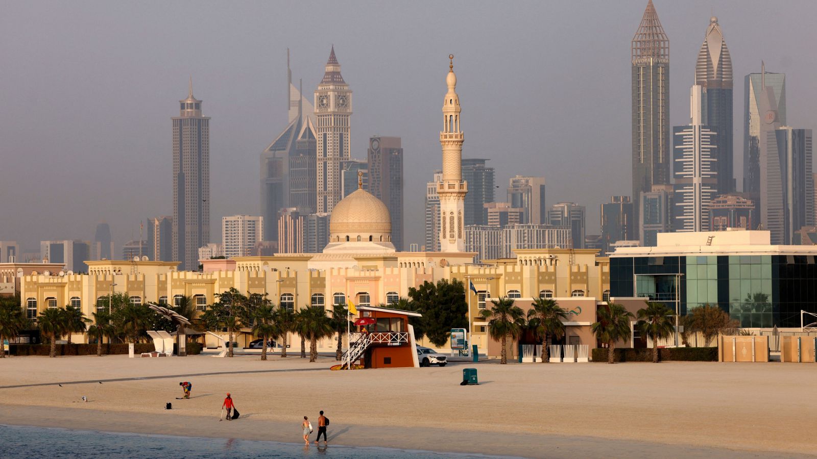 Mundial 2022. Do Qatar a Teerão, as imagens dos festejos iranianos após a  vitória sobre o País de Gales. – Observador