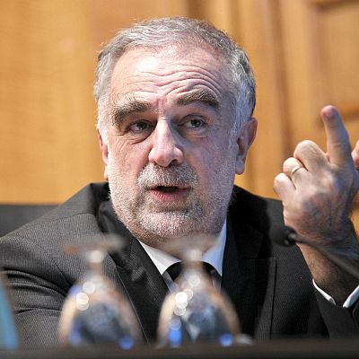 Las Mañanas de RNE con Íñigo Alfonso - Luis Moreno Ocampo, ex primer fiscal de la CPI: \"Putin no tiene inmunidad ante la CPI y pueden procesarle. Si se logra, el juego puede cambiar\" - Escuchar ahora