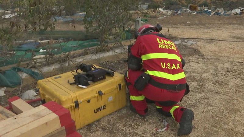 Por tres razones - La UME practica en Huelva ante un posible tsunami - Escuchar ahora