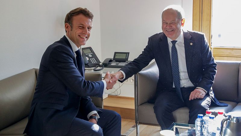 Crónica internacional - Macron y Scholz intentan relanzar las relaciones entre Francia y Alemania - Escuchar ahora 
