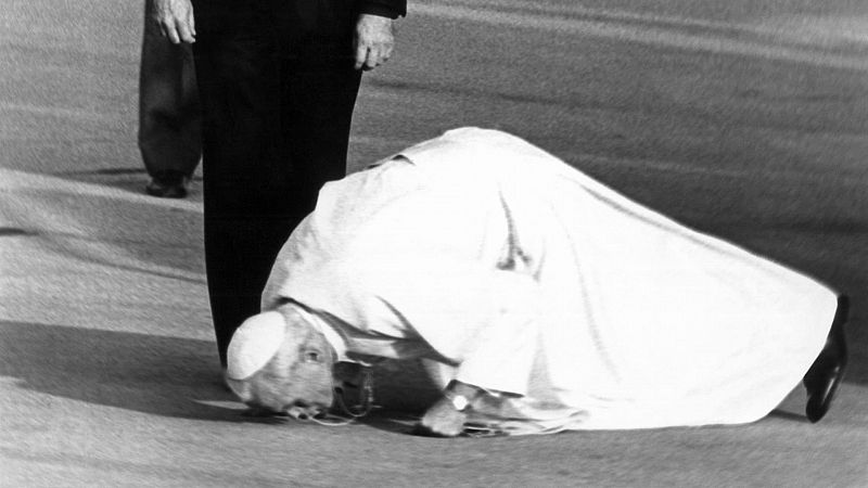 El papa de las masas: 40 años de la primera visita de Juan Pablo II a España - Escuchar ahora