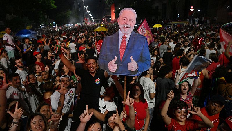 Cinco Continentes - Lula está de vuelta - Escuchar ahora