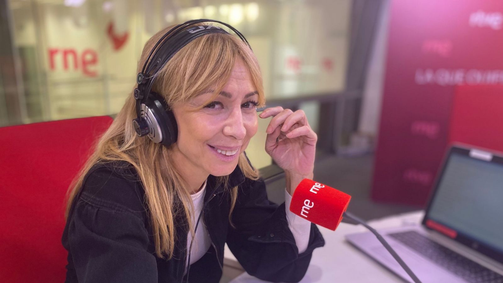 Las tardes de RNE - Elisa Matilla: "He estado casi año y medio sin que suene el teléfono" - Escuchar ahora