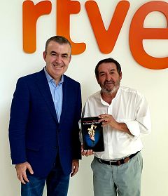 Biblioteca Pública - Lorenzo Silva regresa con Bevilacqua en 'La llama de Focea', un relato en torno al proceso independentista catalán y sus conexiones rusas
