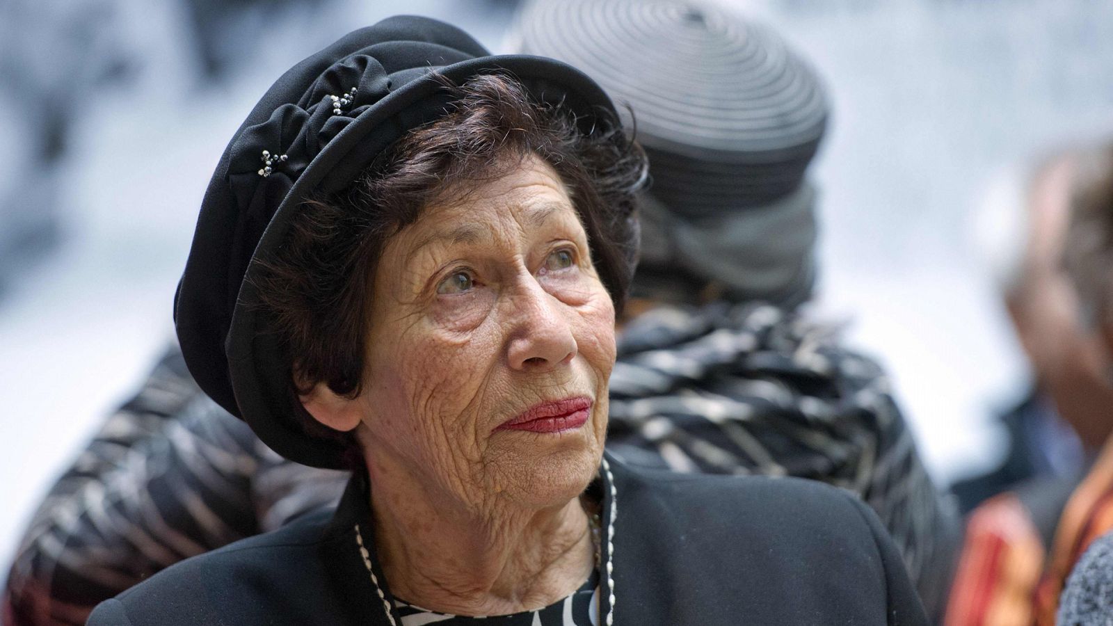 Emisión en sefardí - Muere Hannah Goslar, amiga de Ana Frank, muestro Omaje - 13/11/22 - escuchar ahora