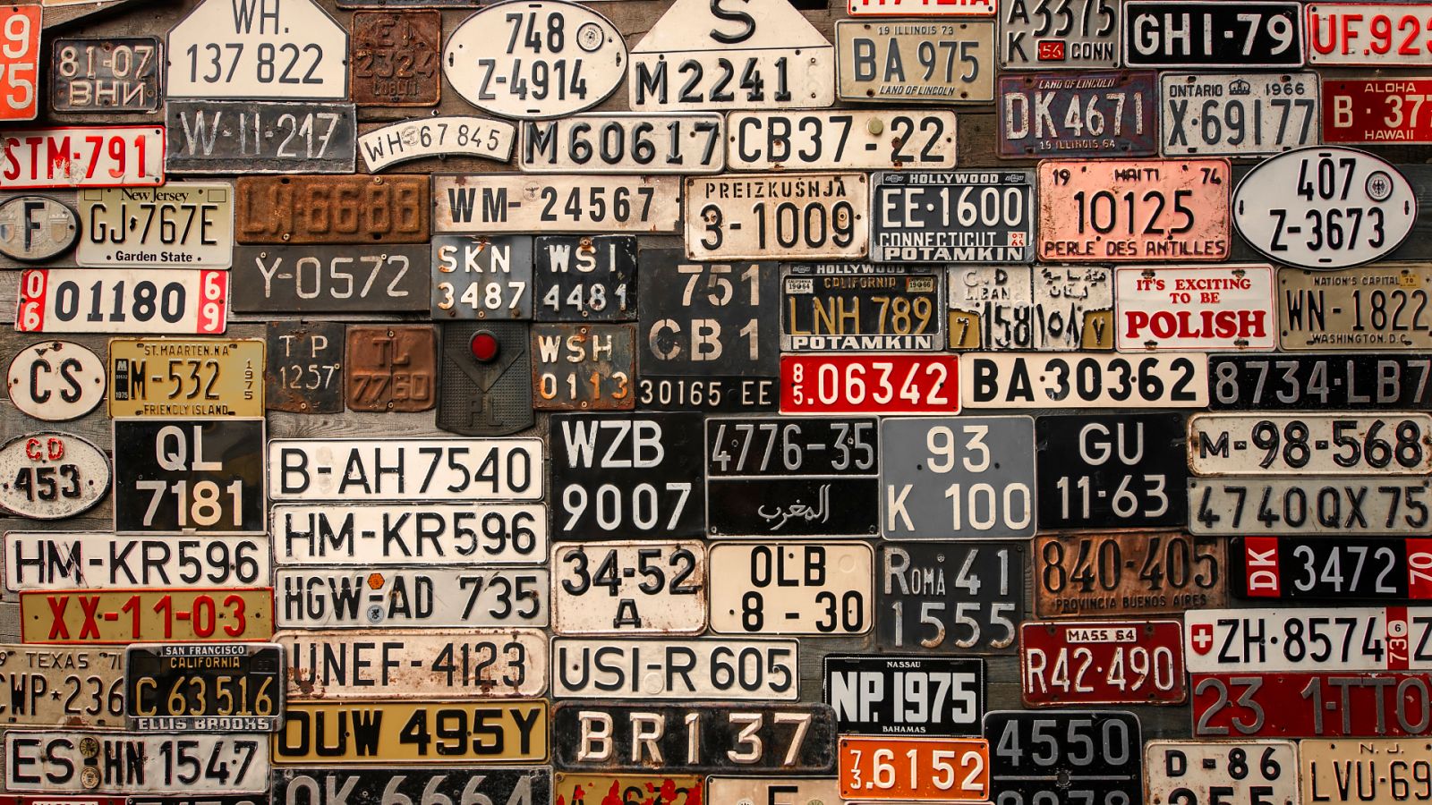 Memoria de Delfín - 122 años del primer coche matriculado en España - Escuchar ahora