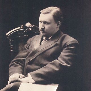 La mujer de la vida de Glazunov