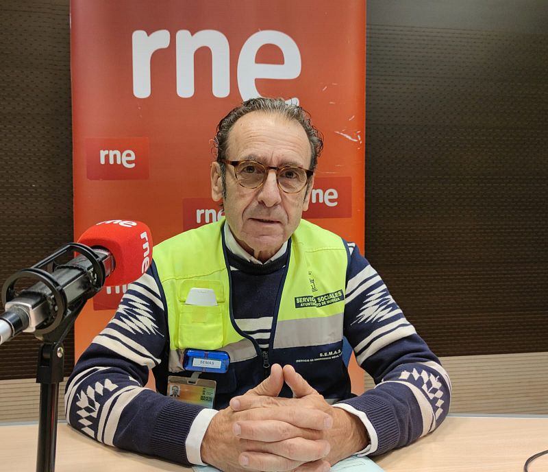 Entrevista con José Morales, coordinador del Servicio de Emergencia Móvil y Atención Social de Murcia - Escuchar ahora