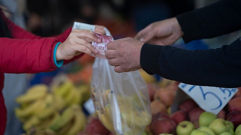 Más cerca - La inflación sigue la senda del descenso - Escuchar ahora 