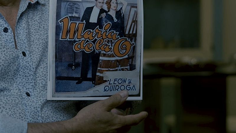 Por tres razones - El autor de 'María de la O', borrado por republicano - Escuchar ahora