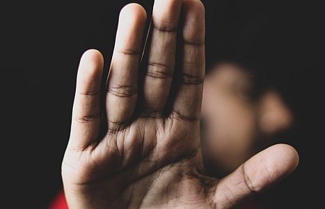 Serveis informatius Ràdio 4 - Ivet, Mercedes, Mari Carmen, Àfrica, Natàlia, Irina i Carmen: les 8 dones assassinades per les seves parelles o exparelles el 2022