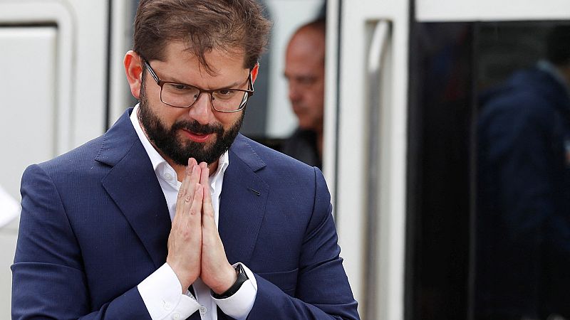 Cinco Continentes - Horas bajas de Gabriel Boric en Chile - Escuchar ahora