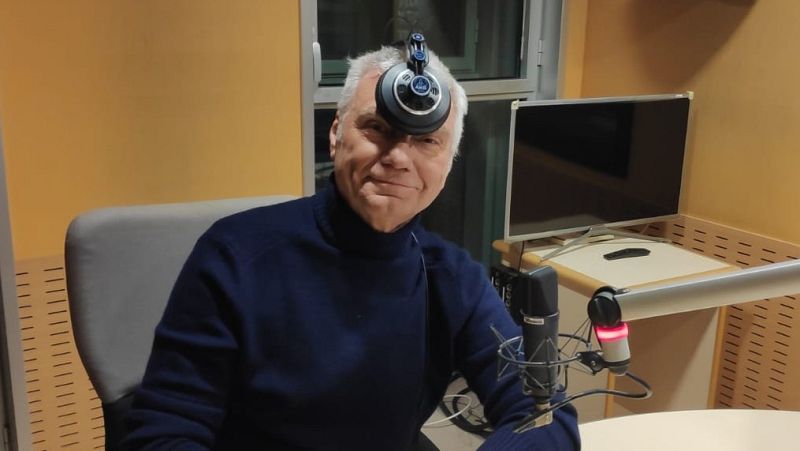 24 horas - Carles Sans, cofundador de Tricile, presenta su nuevo espectáculo ¡Por fin solo! - Escuchar ahora