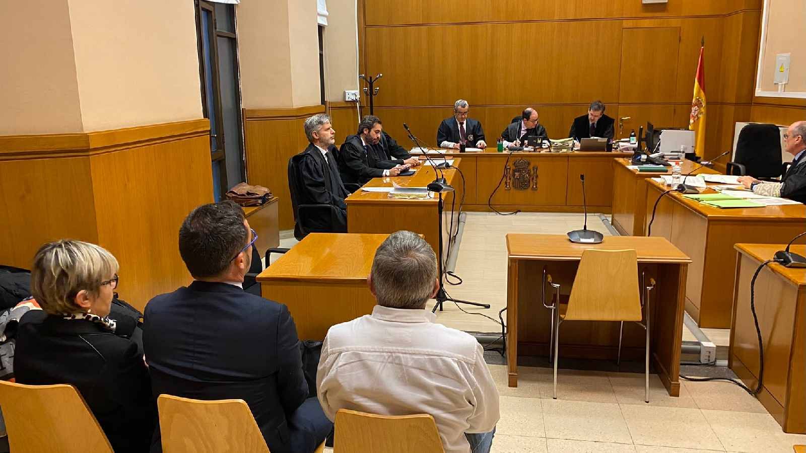 Vist per sentència el judici per l'expulsió dels policies nacionals de dos hotels de Pineda de Mar