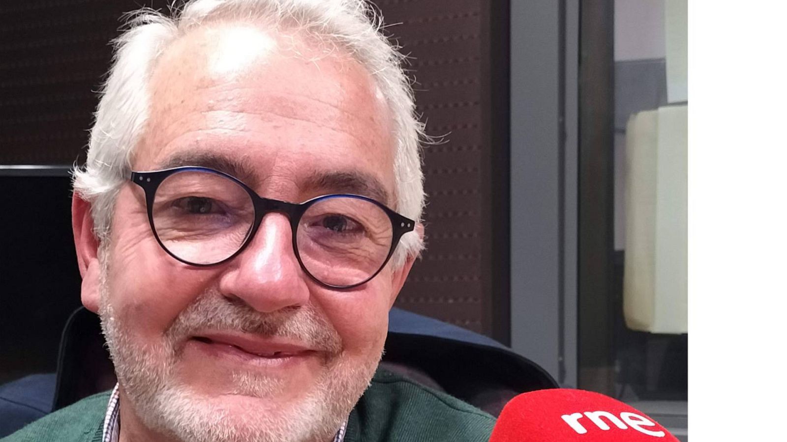 Construyendo memoria - Manolo Machuca - Escuchar ahora