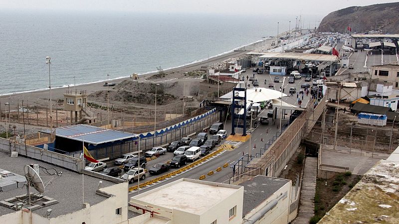 Las Mañanas de RNE -  España, a punto de abrir las aduanas comerciales de Ceuta y Melilla - Escuchar ahora