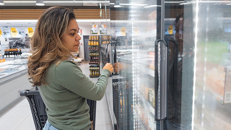 Por tres razones - "Mejor descongelar en microondas que a temperatura ambiente" - Escuchar ahora