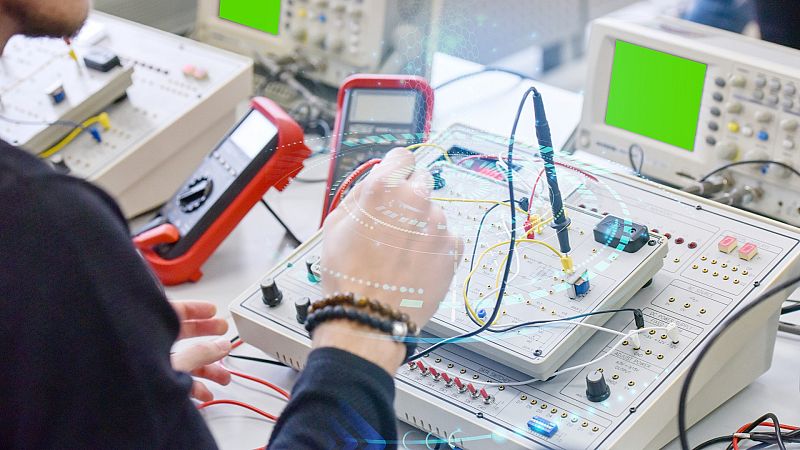 Más cerca - Zafra reúne a la industria alemana con presencia en España - Escuchar ahora 