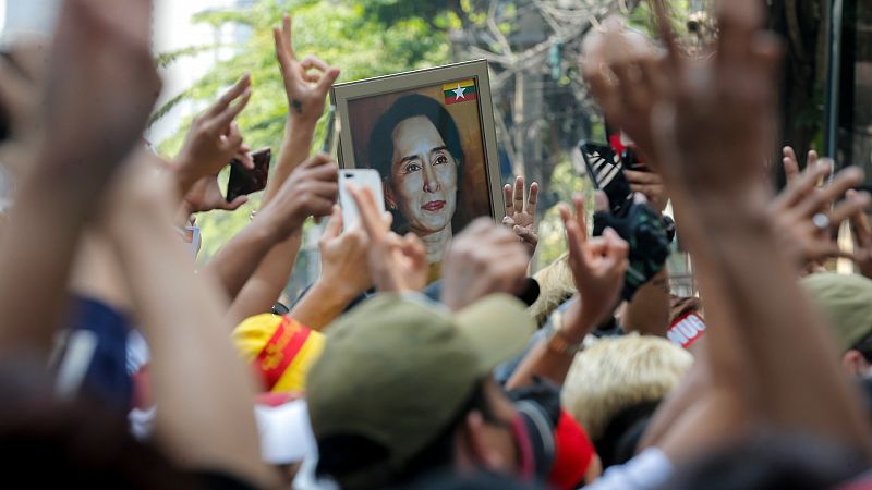 Cinco Continentes - Dos años del golpe militar en Birmania - Escuchar ahora