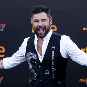 A media mañana - A media mañana - Calentamos motores para el Benidorm Fest con Miguel Poveda - 02/02/23 - escuchar ahora