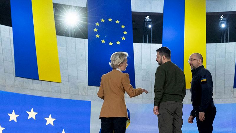 Cinco Continentes - Bruselas enfría las expectativas de adhesión de Ucrania - Escuchar ahora