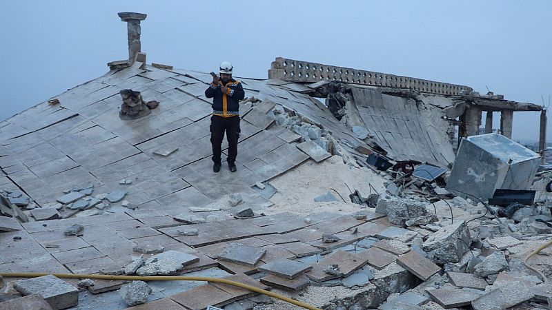 Las Mañanas de RNE - Álvaro González, geólogo: "Las réplicas del terremoto van a durar semanas" - Escuchar ahora