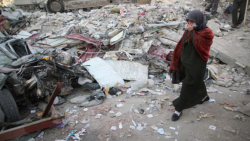 Las Mañanas de RNE - María José Peñalver, Colegio de Aquitectos de España: "Hay que trazar una estrategia buena, pero sin precipitarse" - Escuchar ahora