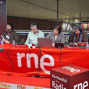 A media mañana - A media mañana - Día Mundial de la Radio y la paz (1) - 13/02/23 - escuchar ahora
